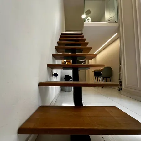 Modern Loft *
